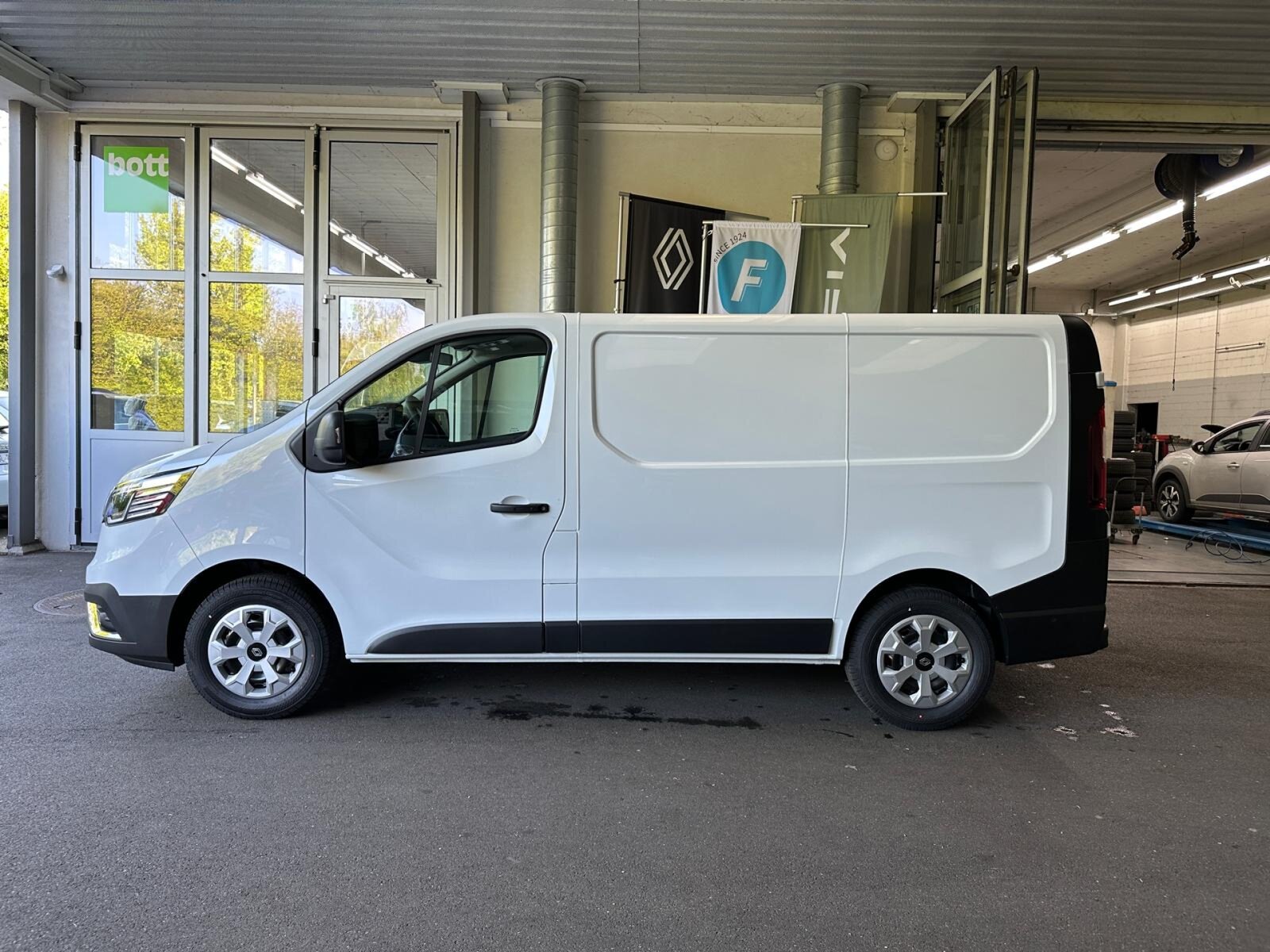 RENAULT Trafic Kastenwagen Advance KW L1H1 2.0 Blue dCi 130 E Ntzl., Diesel, Auto nuove, Manuale - 2