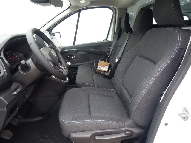 RENAULT Trafic Kaw. 3.0 t L1 H1 2.0 dCi Blue 130 Advance, Diesel, Voiture nouvelle, Manuelle - 5