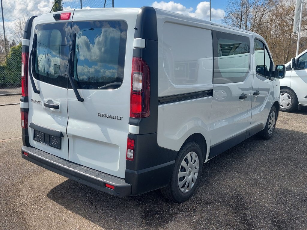 RENAULT Trafic 2.0 dCi 120 Business, Diesel, Second hand / Used, Manual - 2