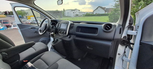 RENAULT Trafic dCi145 2.0 Busin., Diesel, Second hand / Used, Manual - 7