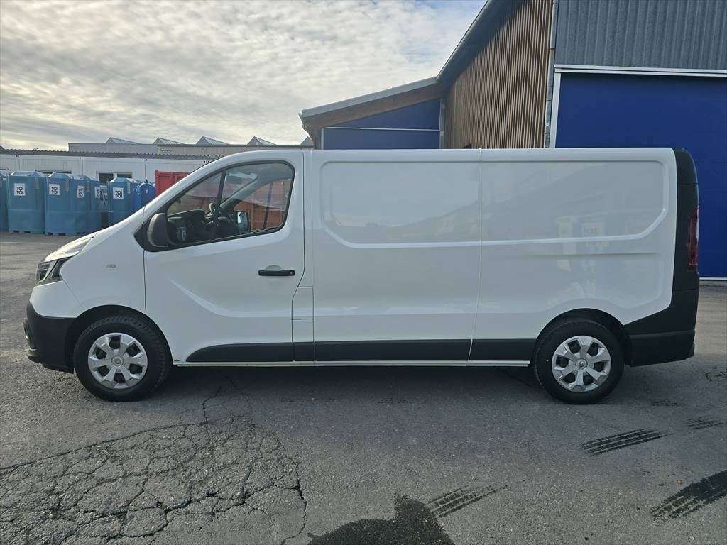 RENAULT Trafic 2.0 dCi145, Second hand / Used, Manual - 2