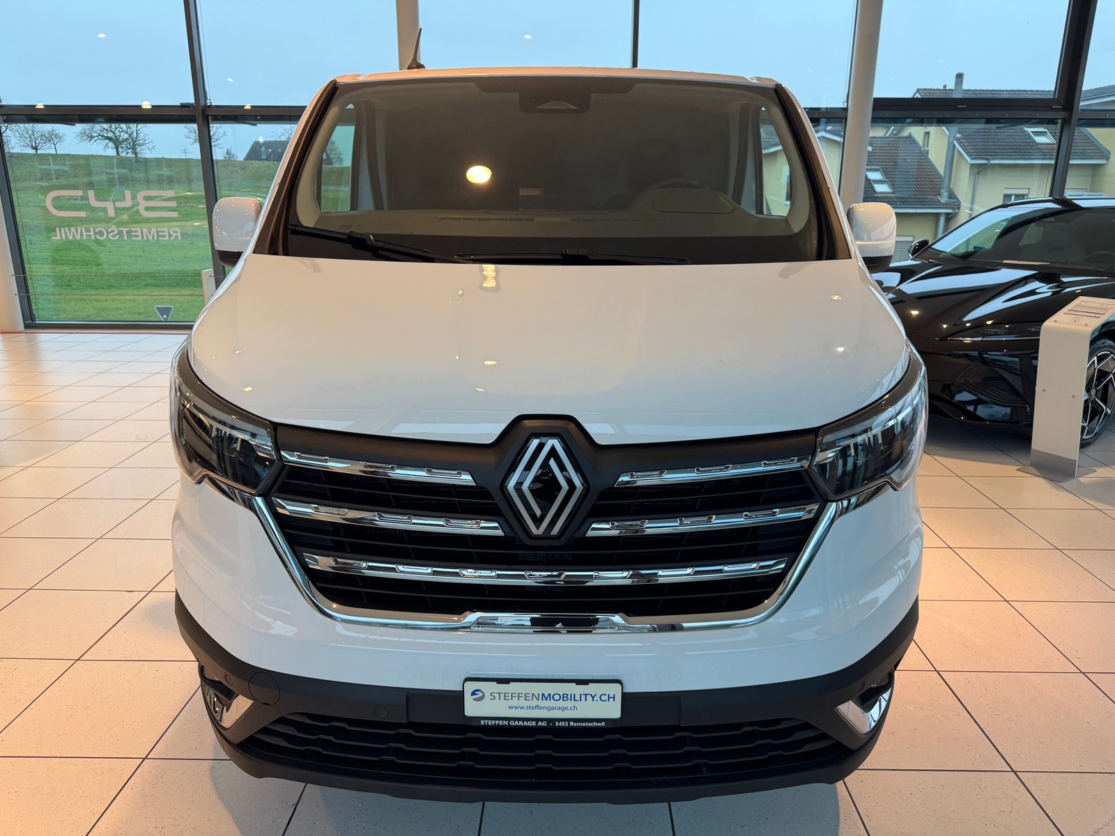 RENAULT Trafic 150 2.0 Adv.L2A NORDIC LINE, Diesel, Second hand / Used, Automatic - 5