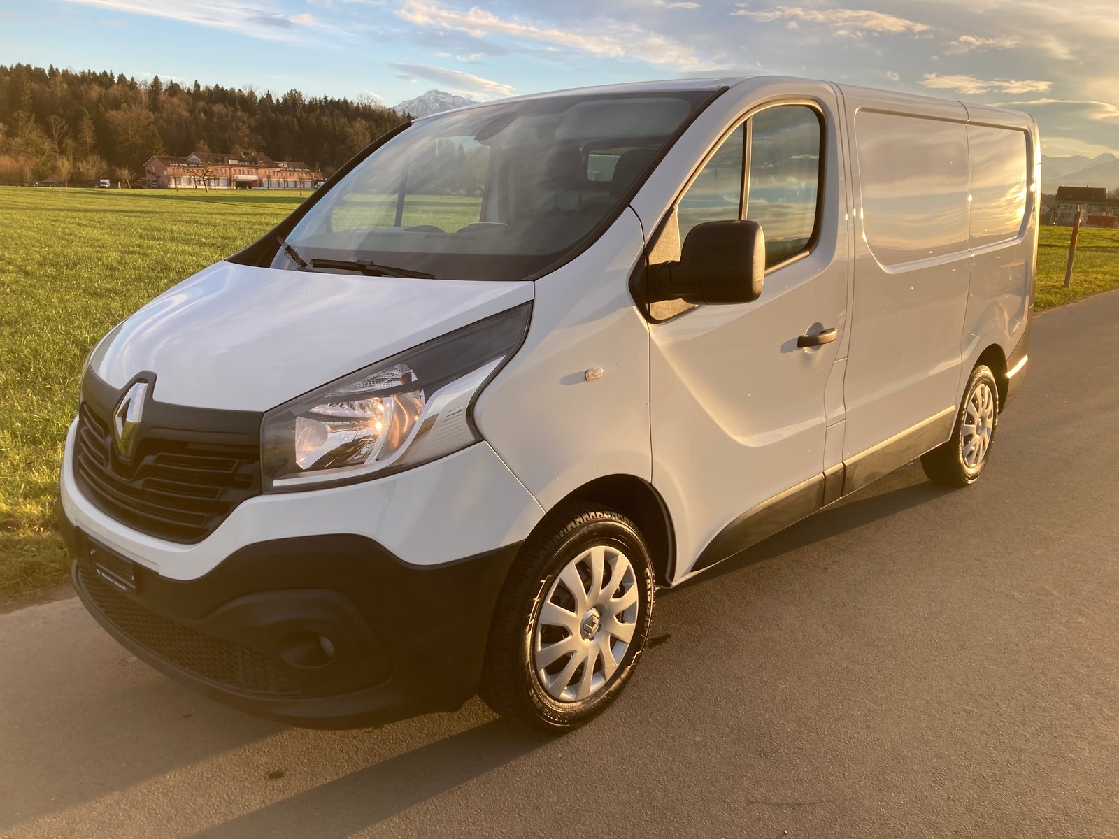 RENAULT Trafic 1.6 dCi 120 2.9t Business L1H1 Nutzlast 1`160 KG, Diesel, Occasion / Gebraucht, Handschaltung