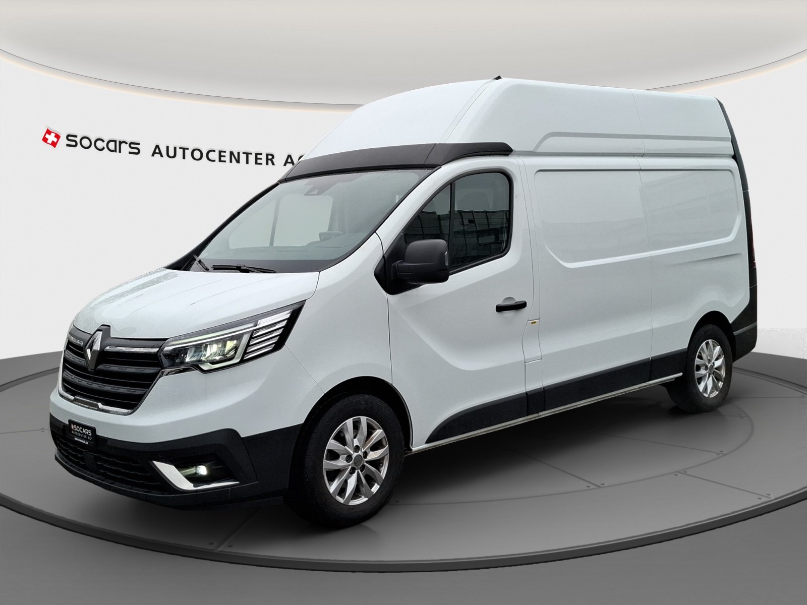 RENAULT Trafic 2.0 Blue dCi 150 Advance L2H2 EN // Anhänger