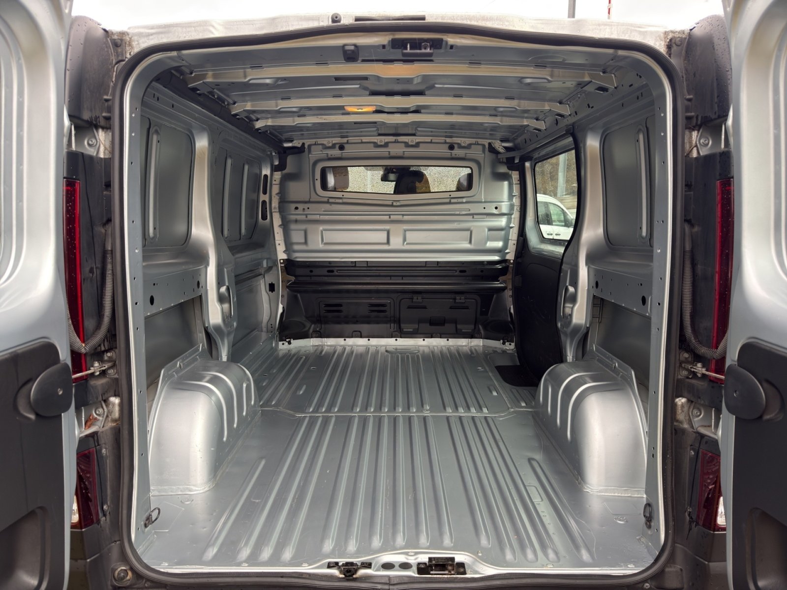 RENAULT Trafic Kaw. 3.0 t L1 H1 2.0 dCi Blue 130 Business, Diesel, Occasion / Gebraucht, Handschaltung - 5