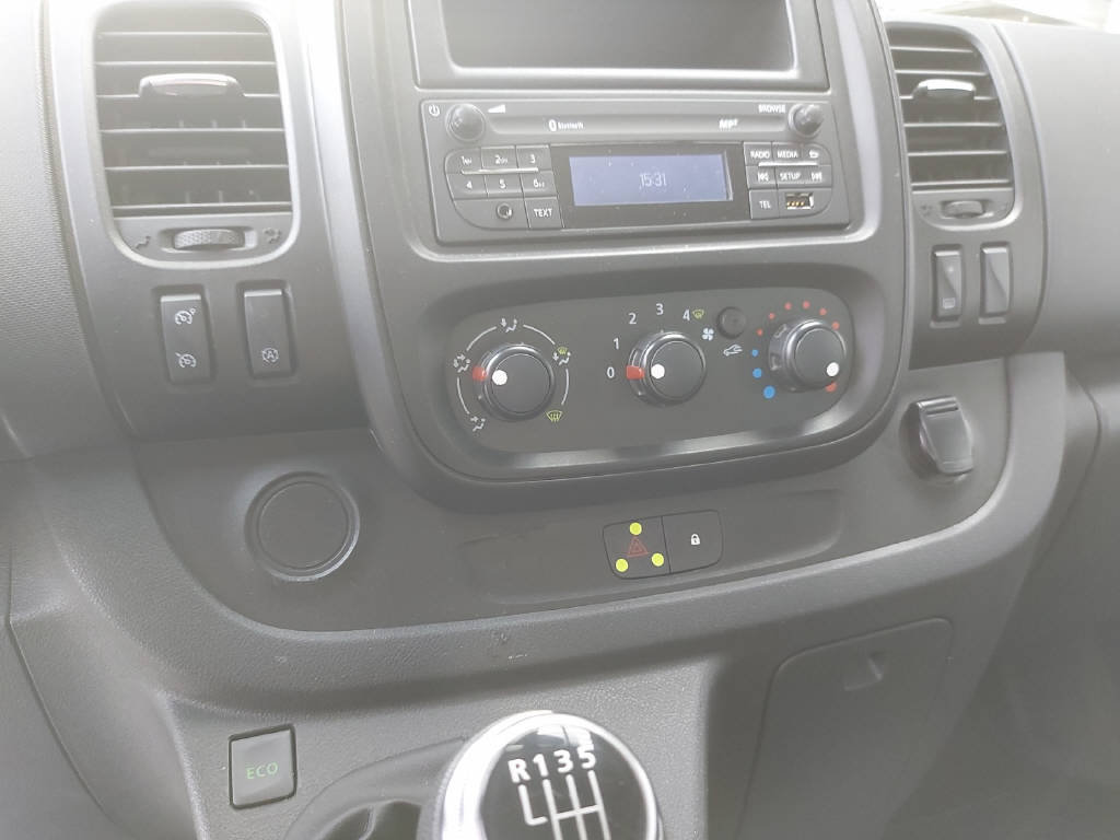 RENAULT Trafic Kaw. 3.0 t L1 H1 2.0 dCi 145 Business, Diesel, Second hand / Used, Manual - 5