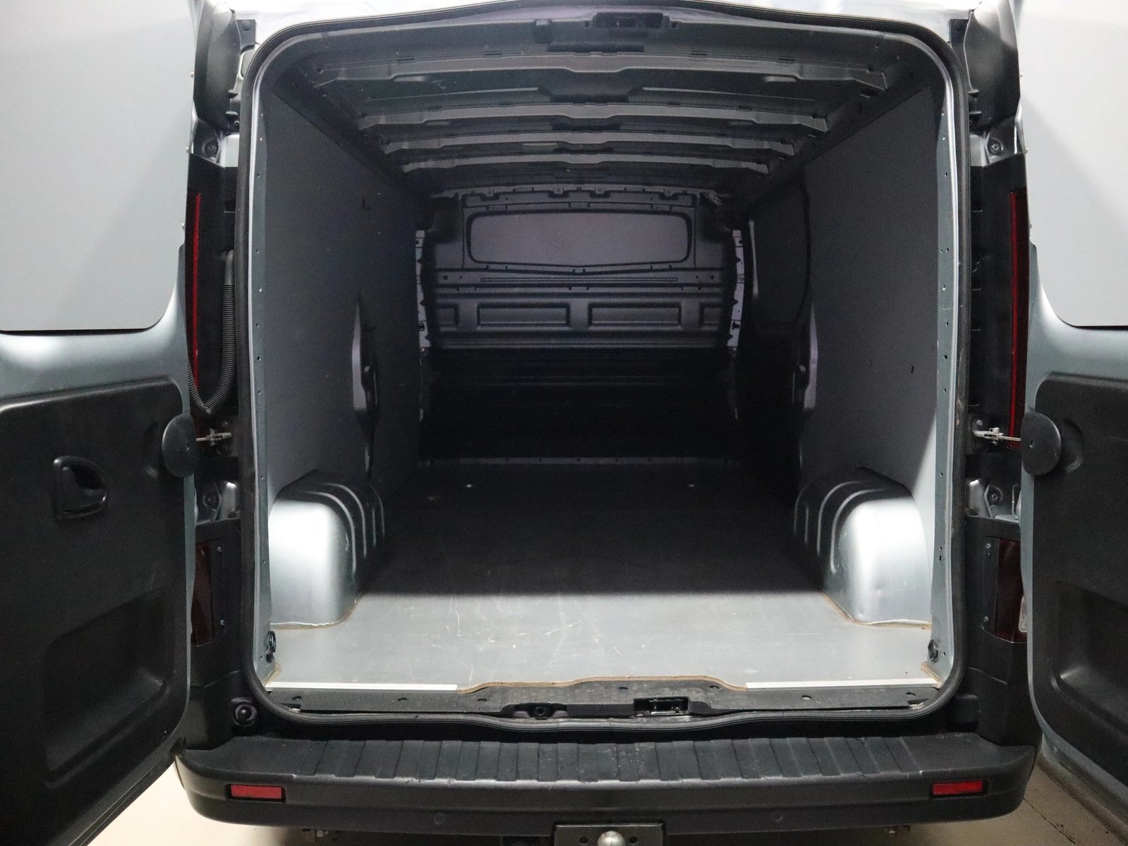 RENAULT Trafic 2.0 Blue dCi 130 Advance L2H1 EN - LED - Sitz, Diesel, Occasion / Gebraucht, Handschaltung - 6