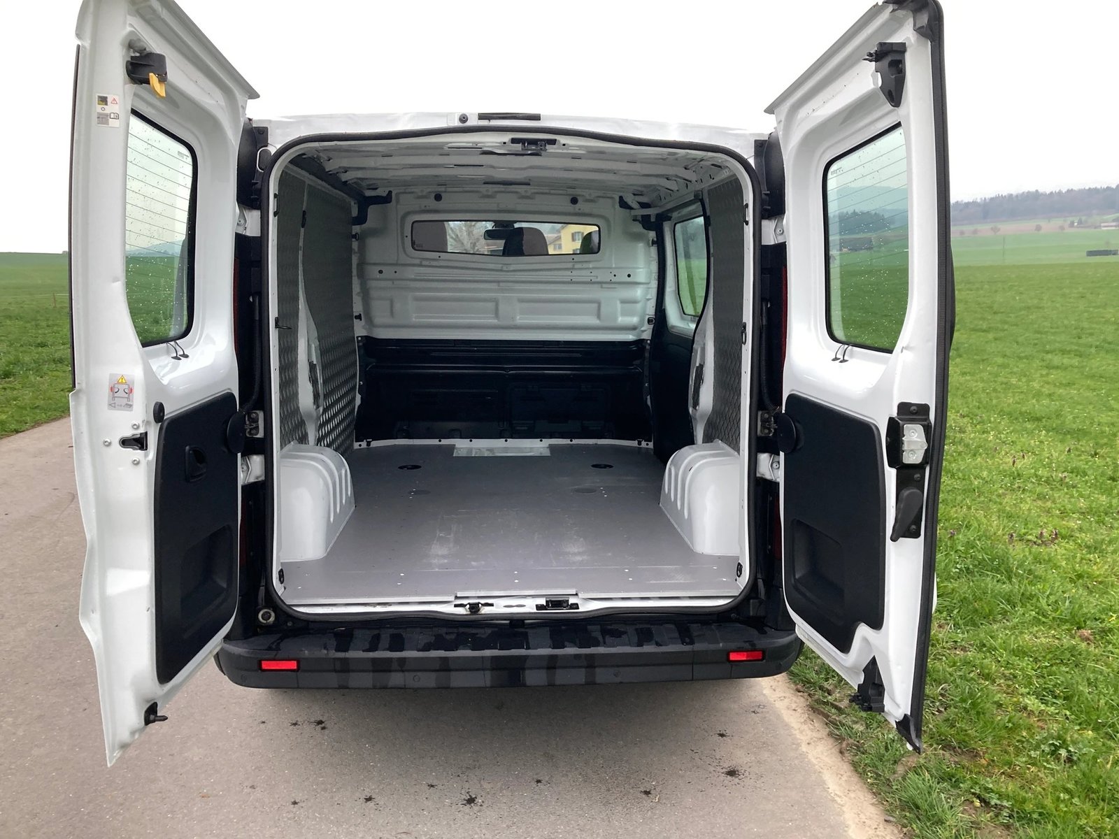 RENAULT Trafic 1.6 dCi 120 2.9t Business L1H1 *Nutzlast 1700, Diesel, Occasion / Utilisé, Manuelle - 6
