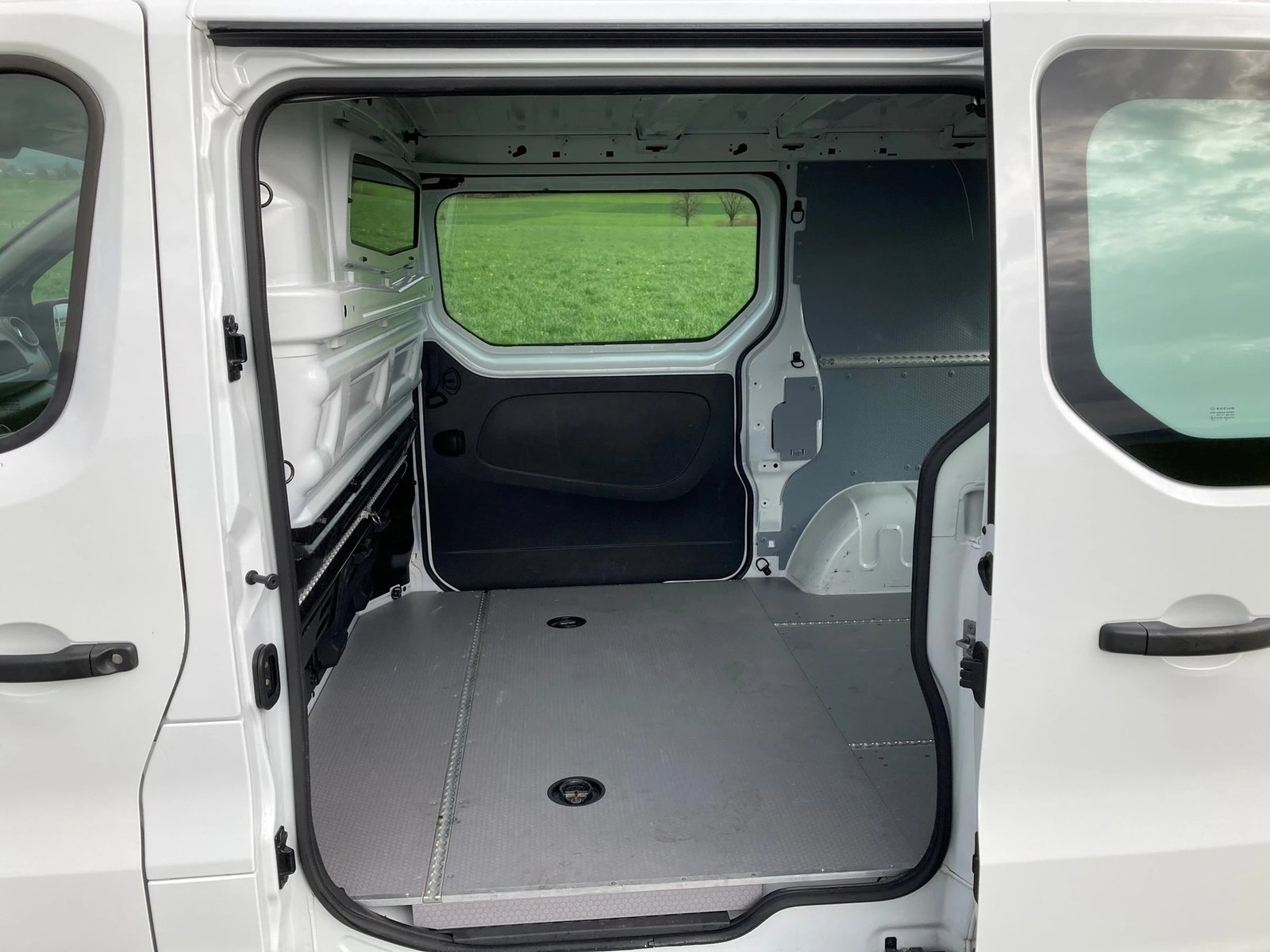 RENAULT Trafic 1.6 dCi 120 2.9t Business L1H1 mit 2 Schiebet, Diesel, Occasion / Utilisé, Manuelle - 7