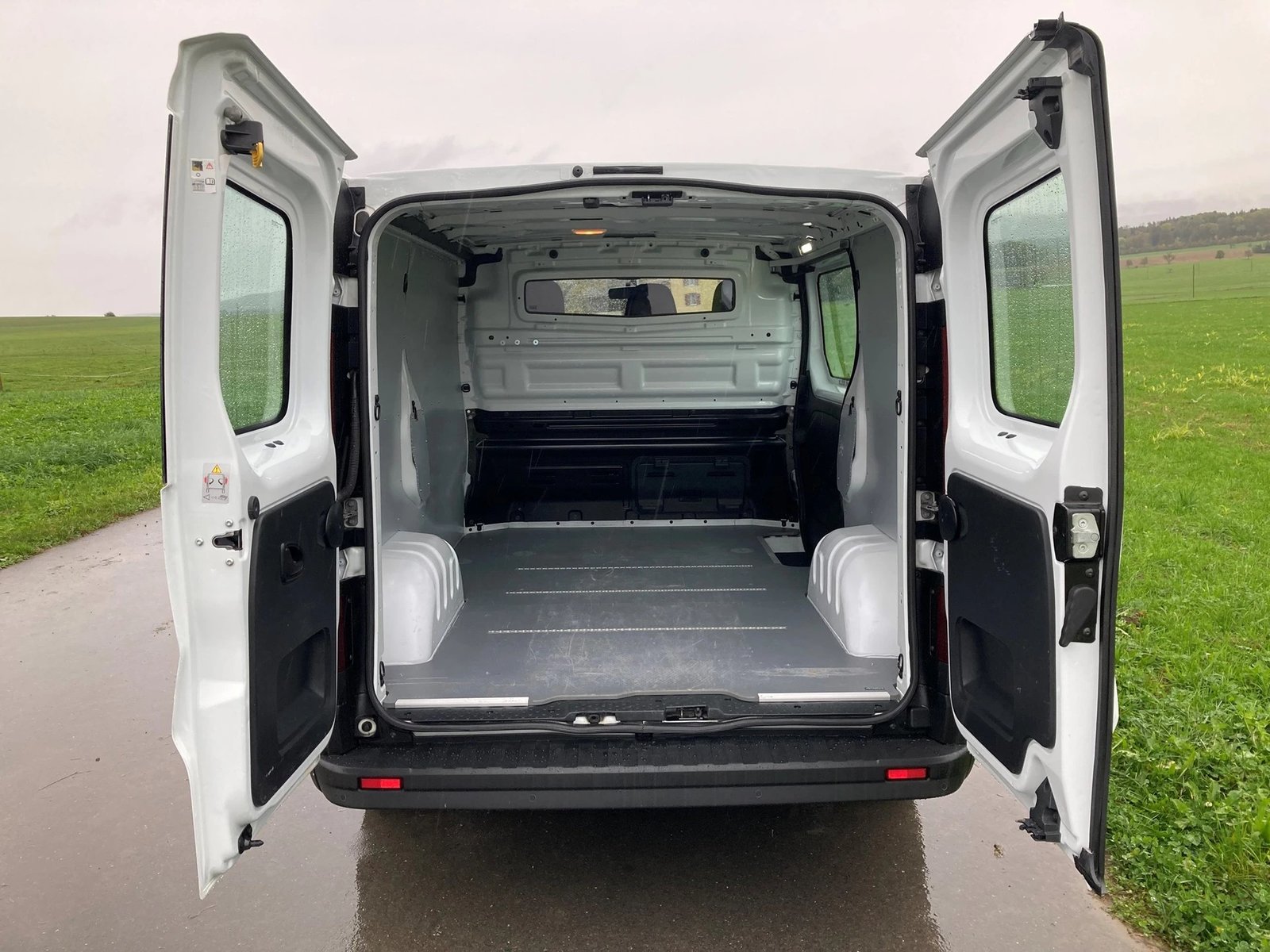 RENAULT Trafic 1.6 ENERGY TwinT. dCi125 2.9t Busin. L1H1 **N, Diesel, Occasion / Utilisé, Manuelle - 6