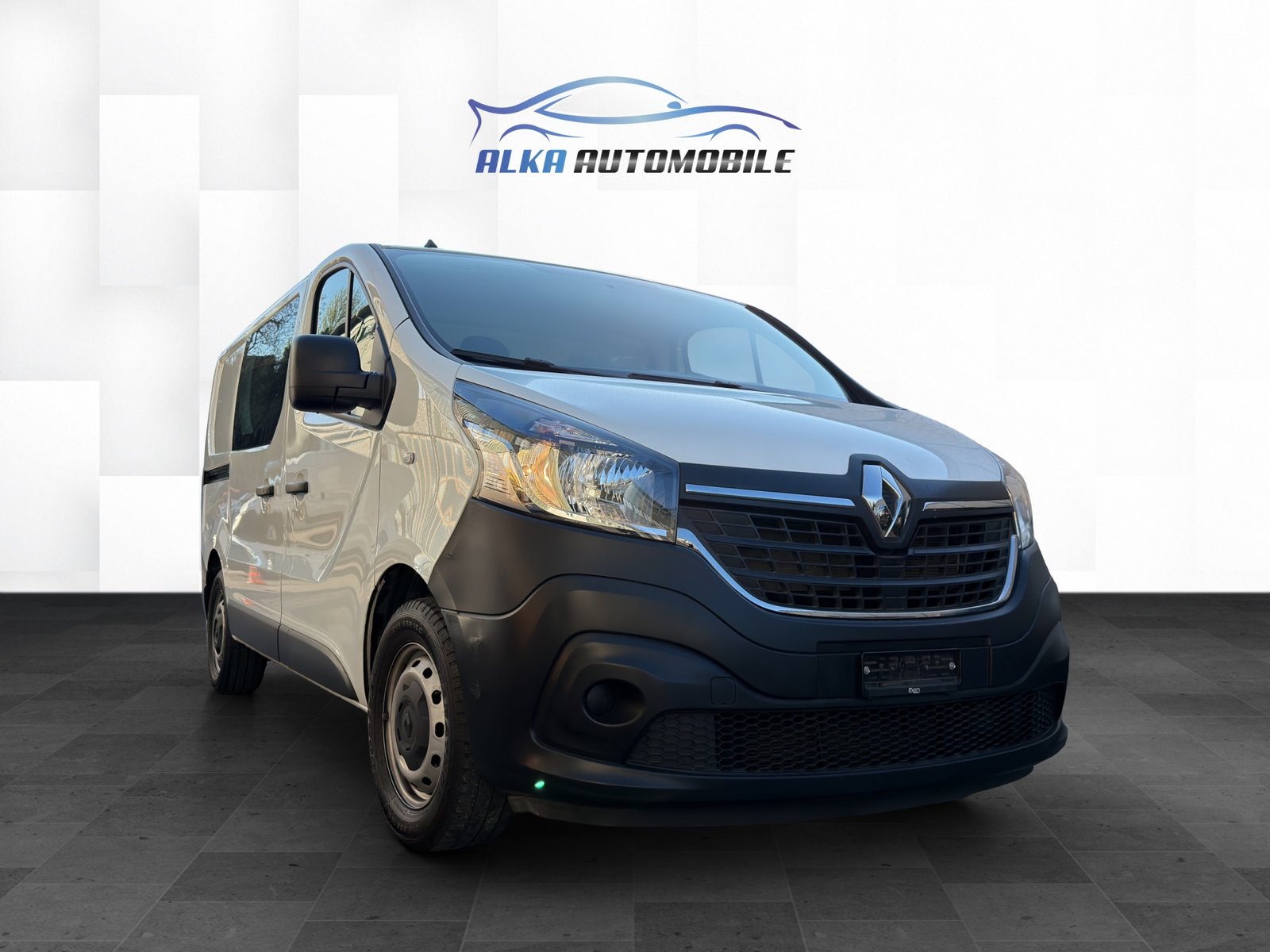RENAULT Trafic 2.0 dCi120 2.8t Access L1H1