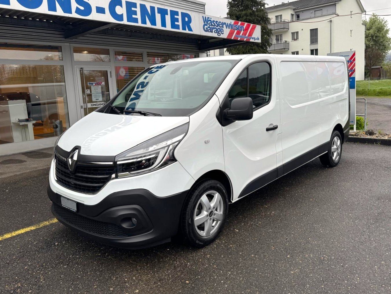 RENAULT Trafic Ene dCi120 2.0 Bus L2H1 *1550 KG Nutzlast*