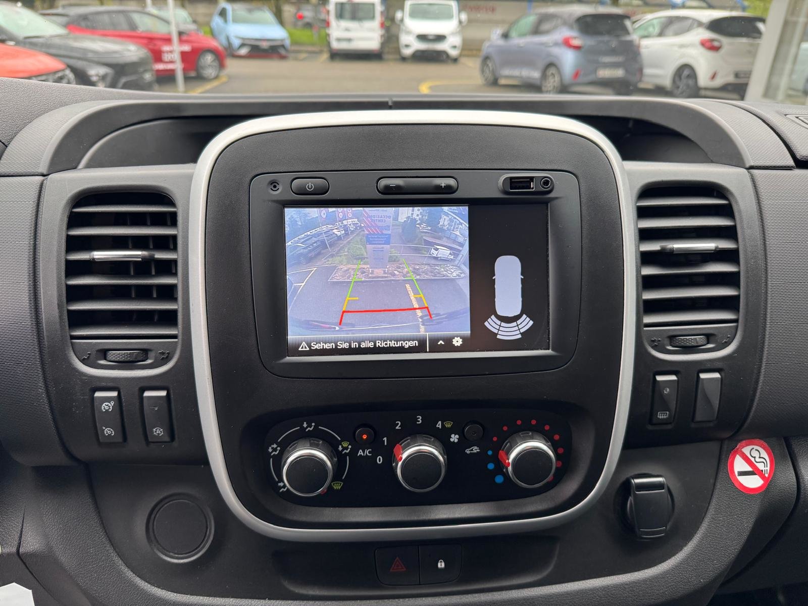 RENAULT Trafic Ene dCi120 2.0 Bus L2H1 *1550 KG Nutzlast*, Diesel, Occasion / Utilisé, Manuelle - 4