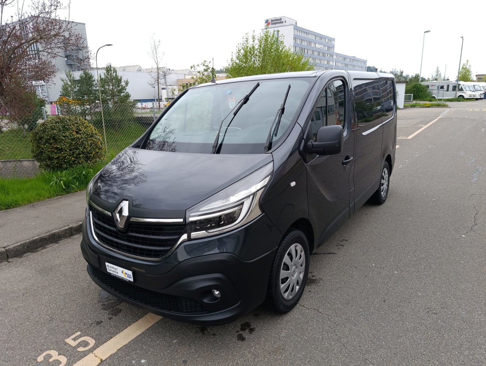 RENAULT Trafic dCi145