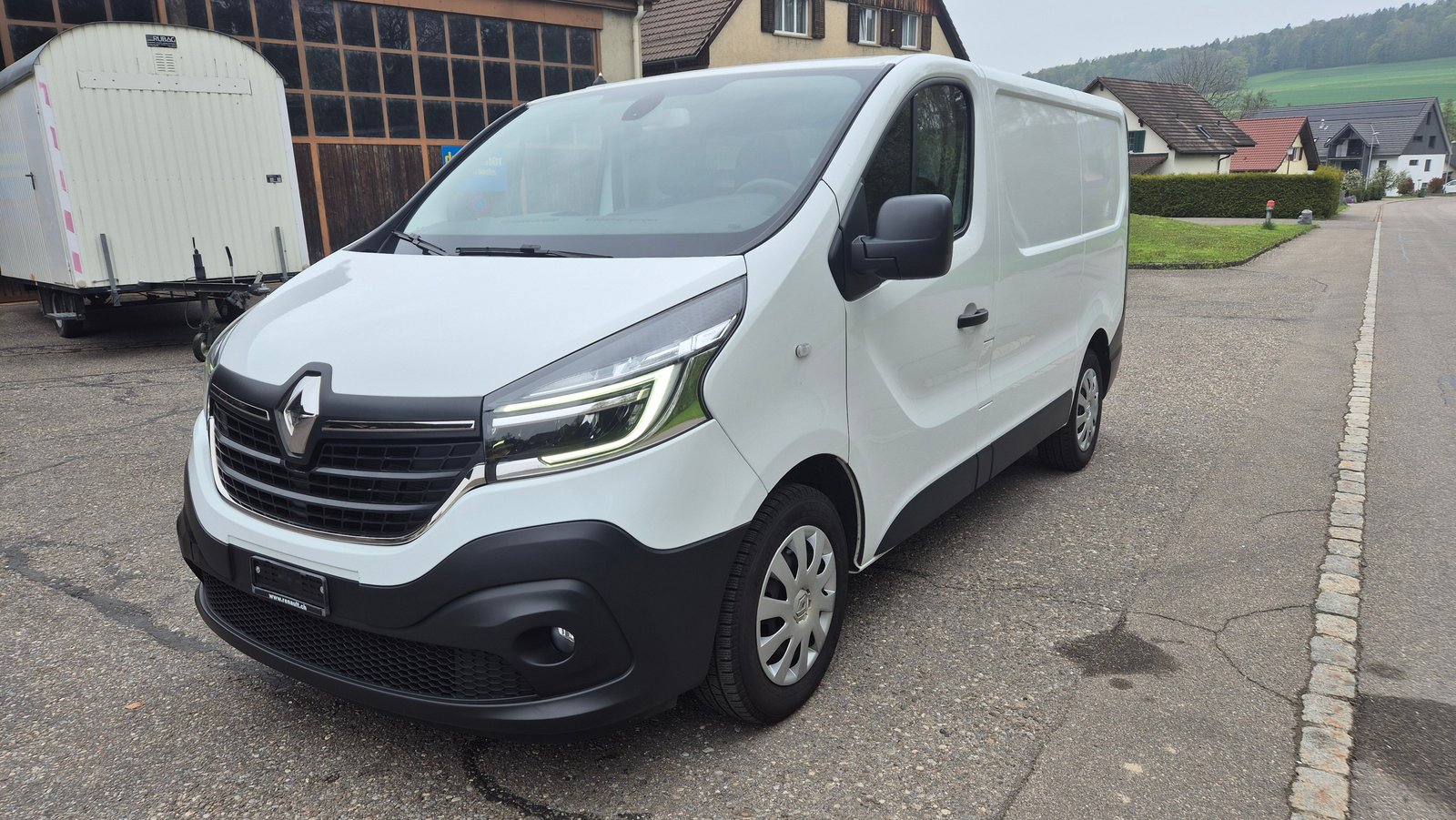 RENAULT Trafic 2.0 dCi 120 3.0t Business L1H1