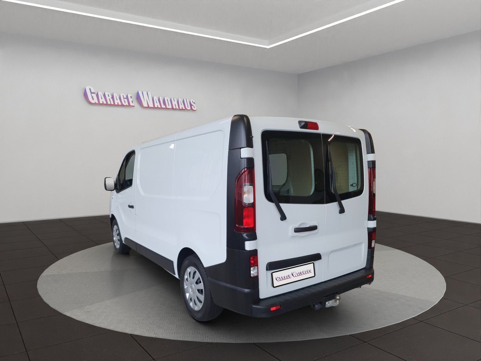 RENAULT Trafic 2.0 ENERGY dCi145 3.0t L1H1 AUTOMAT, Diesel, Second hand / Used, Automatic - 5