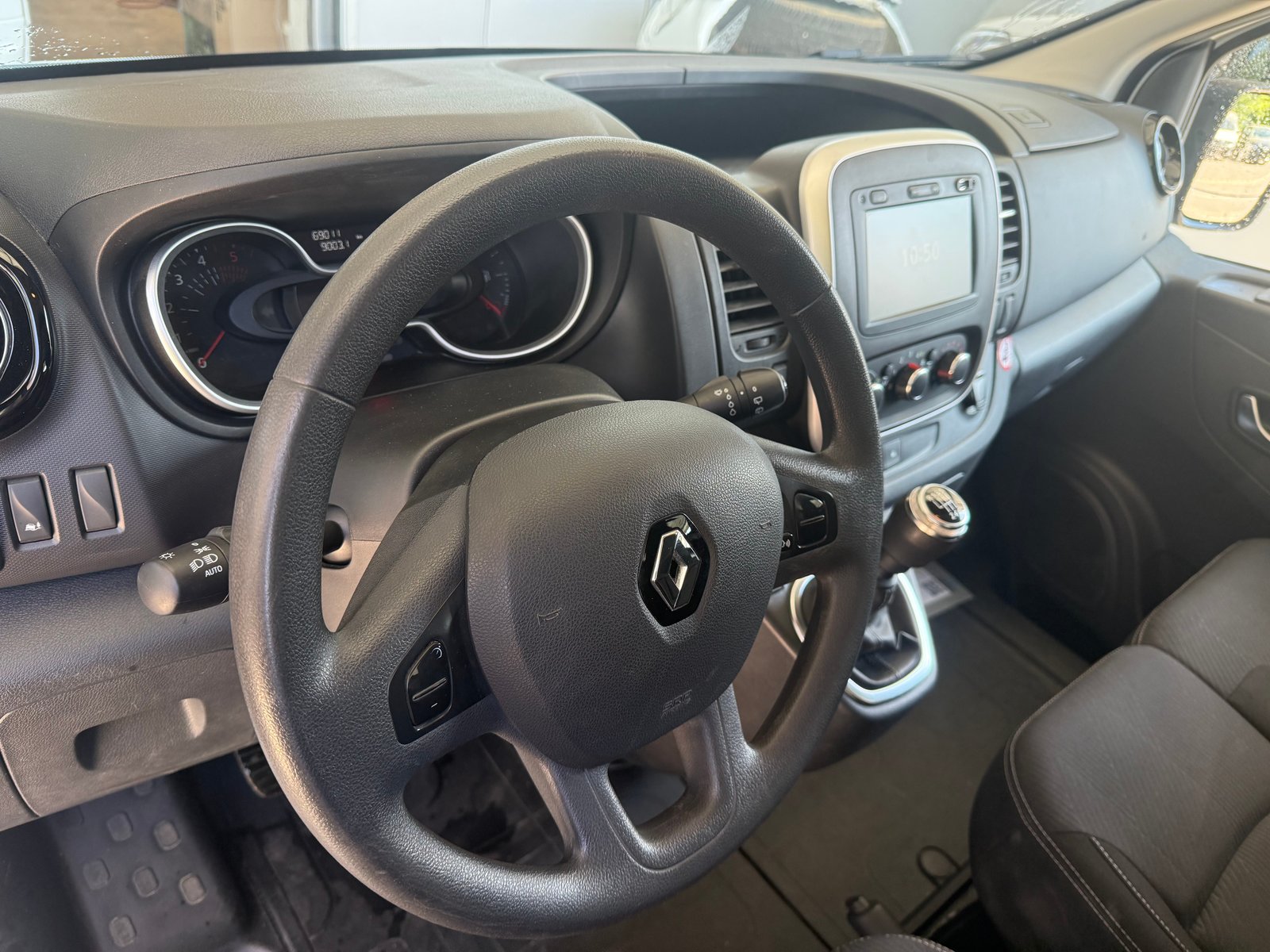 RENAULT Trafic 2.0 dCi 120 3.0t Business L1 H1, Diesel, Occasion / Gebraucht, Handschaltung - 6
