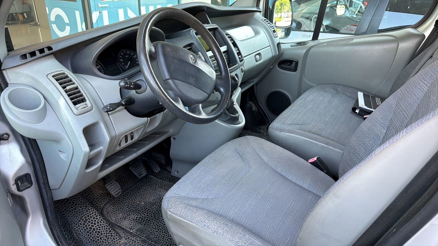 RENAULT Trafic 2.5 dCi 2.9t L2H1, Diesel, Occasioni / Usate, Manuale - 6