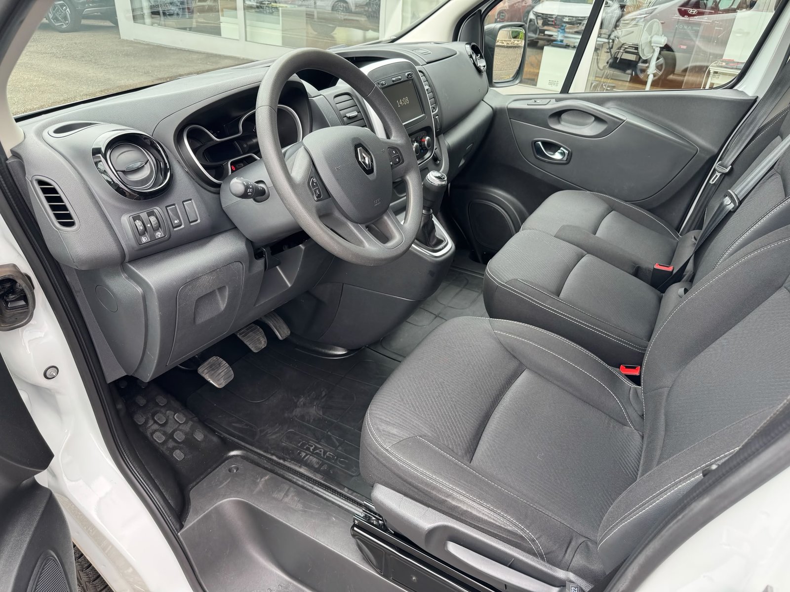 RENAULT Trafic 2.0 Energy dCi 120 3.0t Business L1H1, Diesel, Occasioni / Usate, Manuale - 2