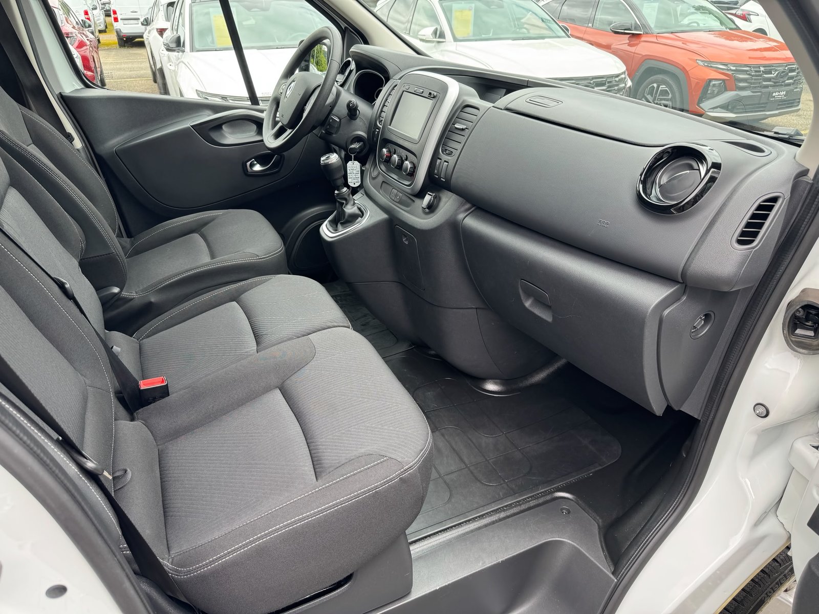 RENAULT Trafic 2.0 Energy dCi 120 3.0t Business L1H1, Diesel, Occasioni / Usate, Manuale - 6