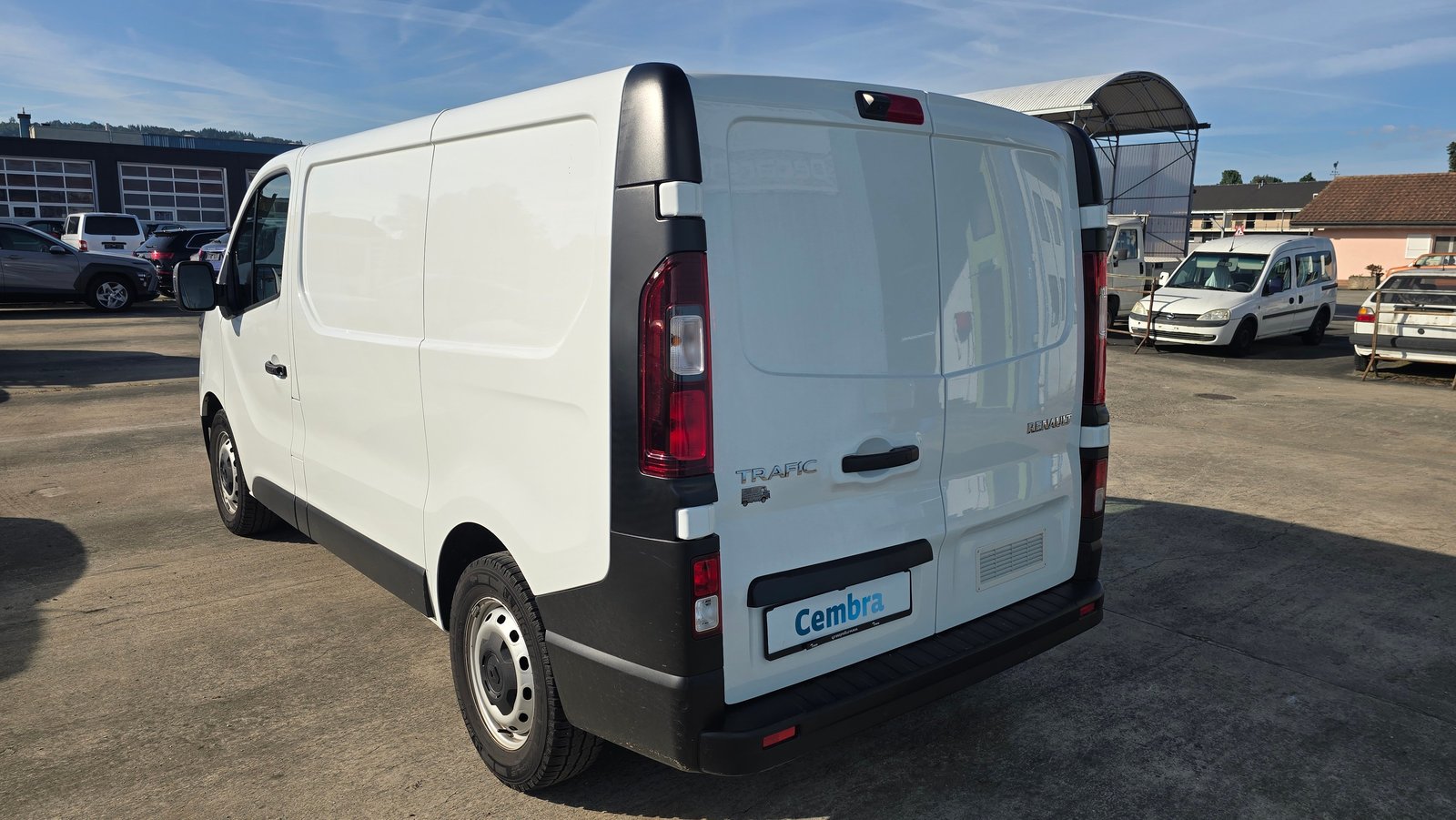 RENAULT Trafic 2.0 Blue dCi 150 Business L2H1 EDC EN, Diesel, Second hand / Used, Automatic - 5