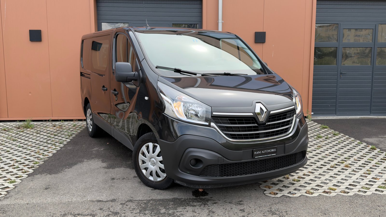 RENAULT Trafic 2.0 Energy dCi 120 3.0t Business L1H1 CH Vehi