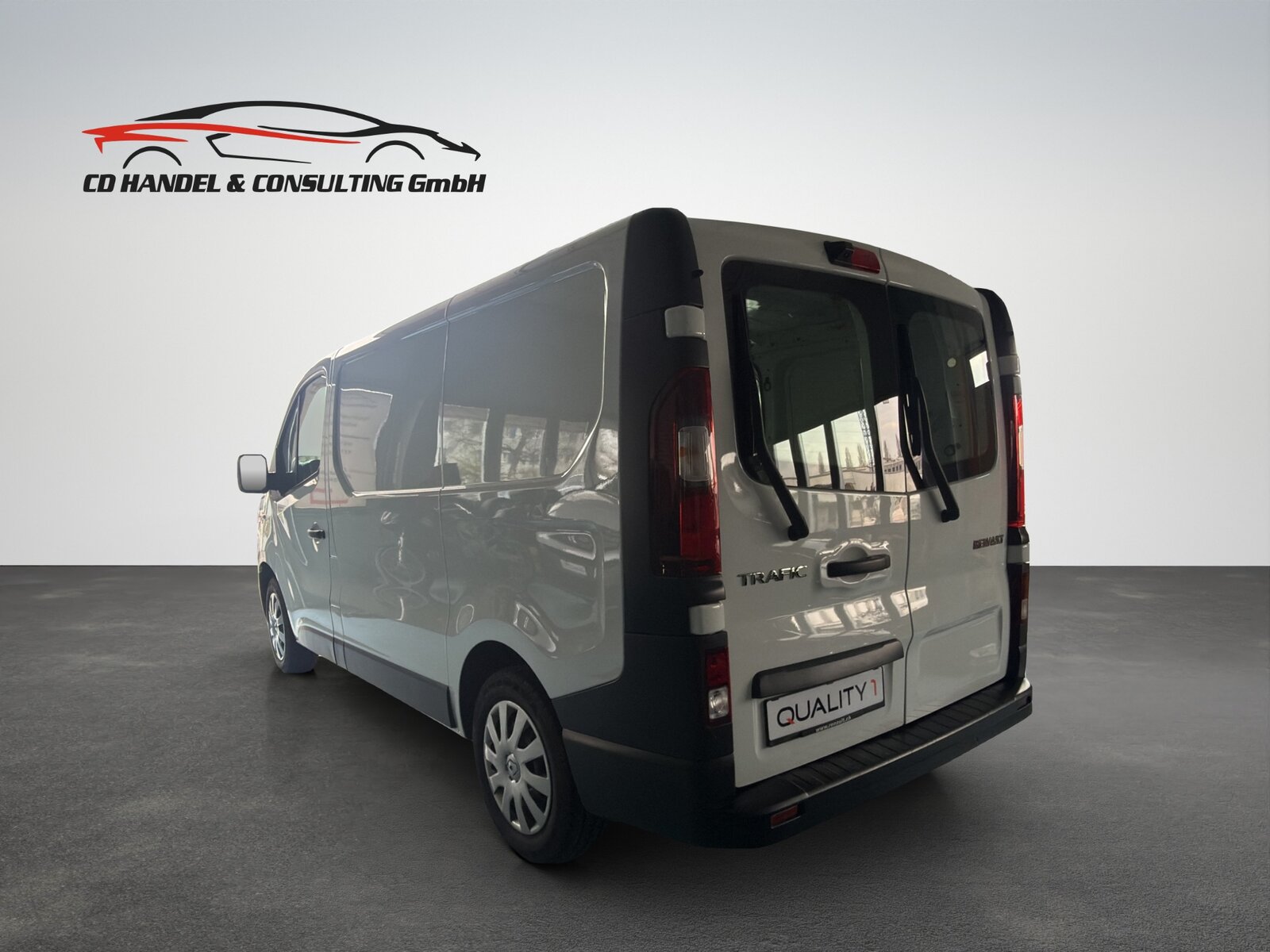 RENAULT Trafic 2.0 Energy dCi 120 3.0t Business L1H1, Diesel, Second hand / Used, Manual - 4