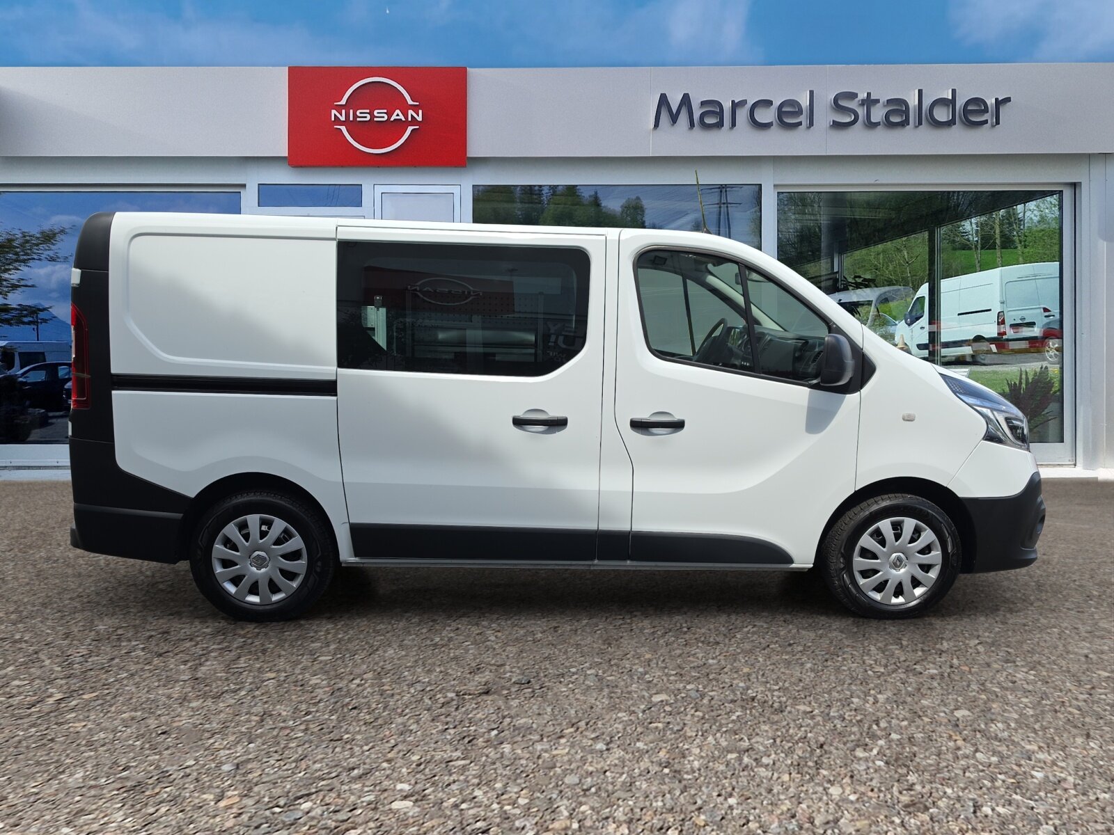 RENAULT Trafic 2.0 Energy dCi 120 3.0t Business L1H1, Diesel, Second hand / Used, Manual - 7