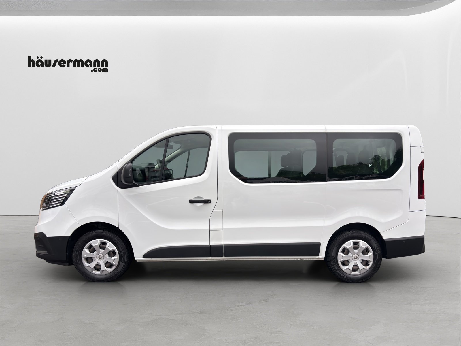 RENAULT Trafic Passenger 2.0 dCi Blue 110 Zen, Diesel, Voiture de démonstration, Manuelle - 2