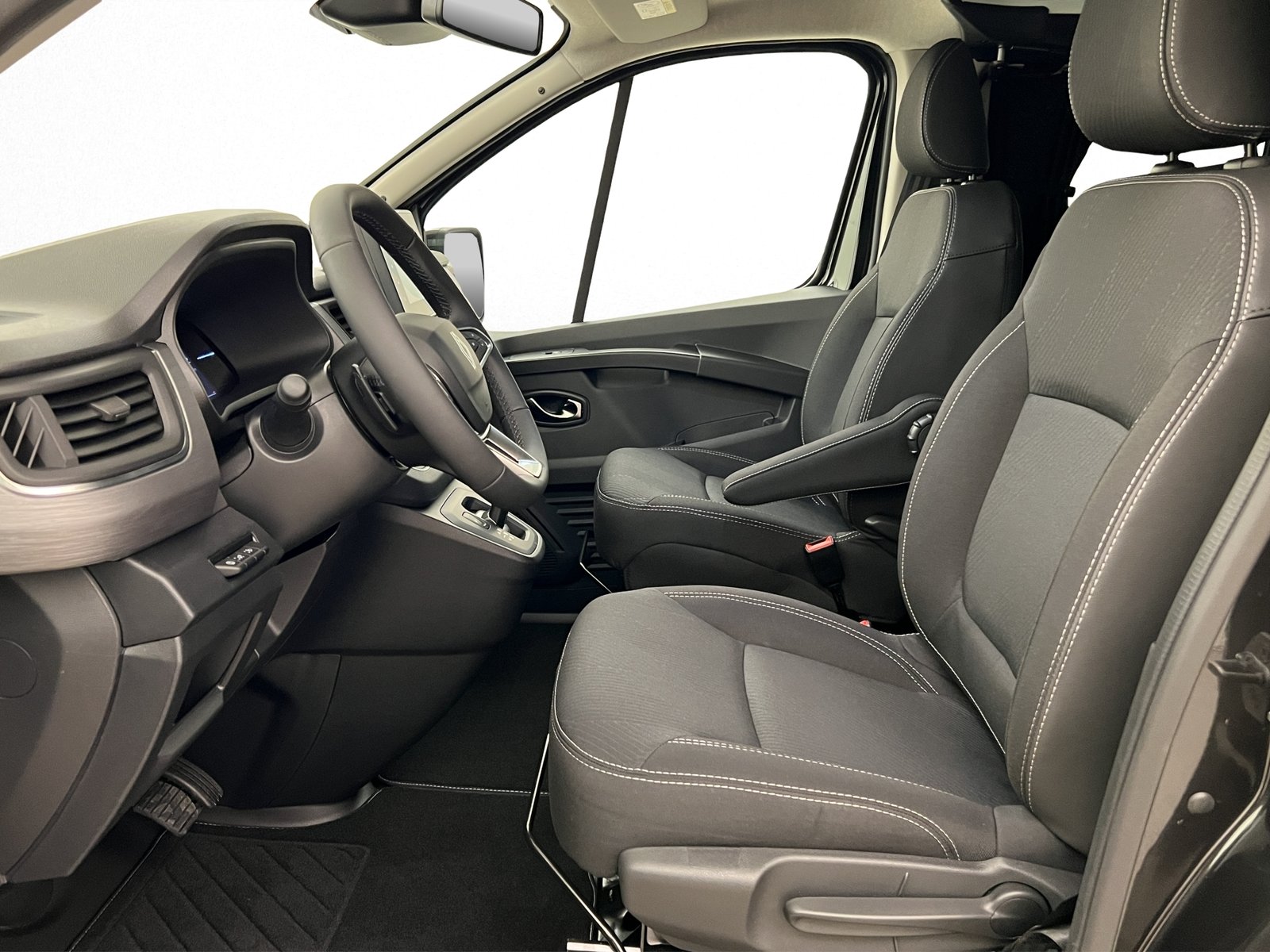 RENAULT Trafic Spacenomad 2.0 dCi Blue, Diesel, Neuwagen, Automatik - 4