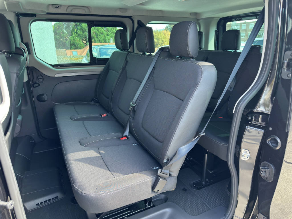 RENAULT Trafic Passenger 2.0 dCi Blue 170 techno, Diesel, Neuwagen, Automatik - 6
