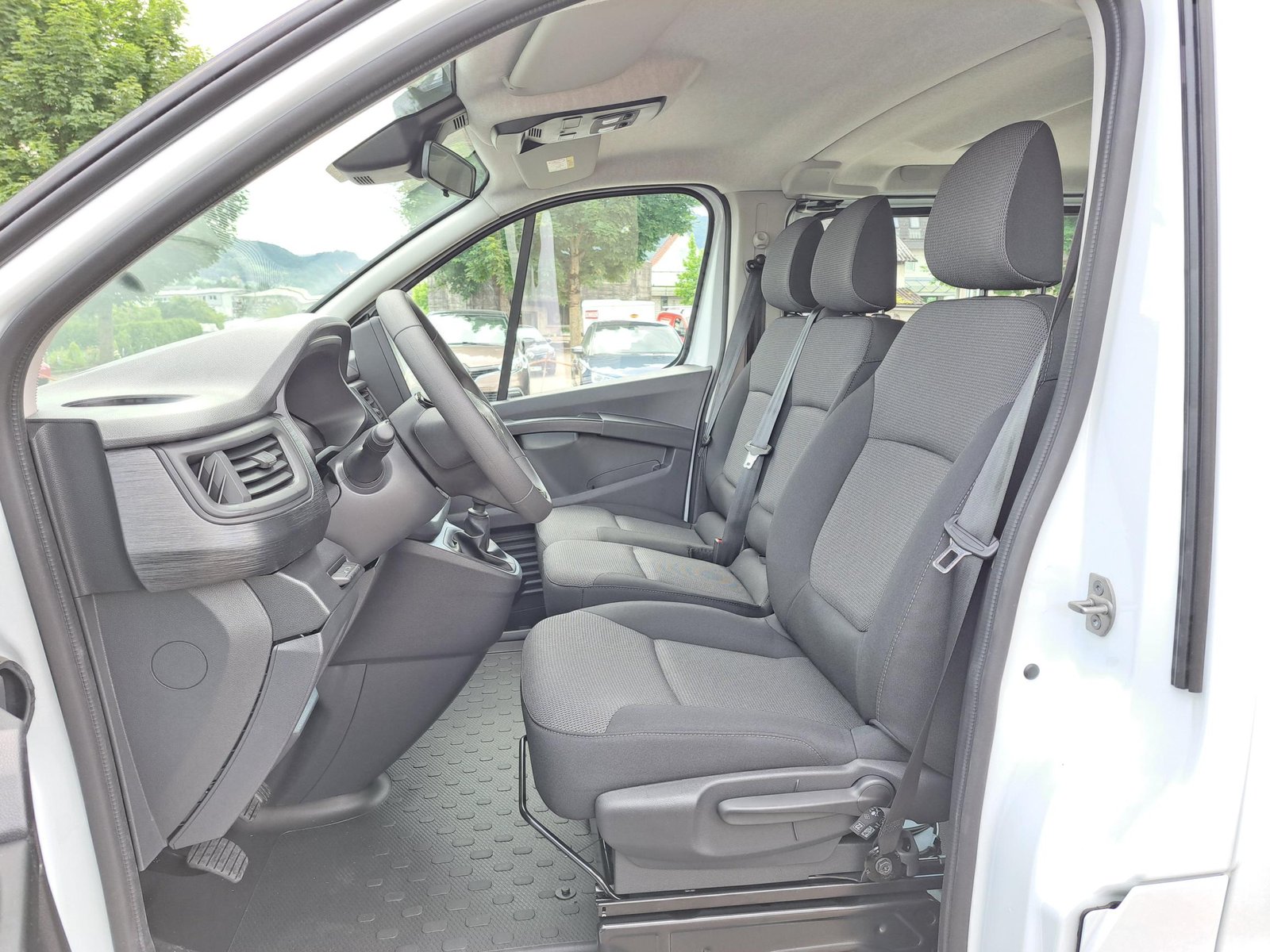 RENAULT Trafic Passenger & Spaceclass P equilibre Blue dCi 110, Diesel, Occasion / Utilisé, Manuelle - 6