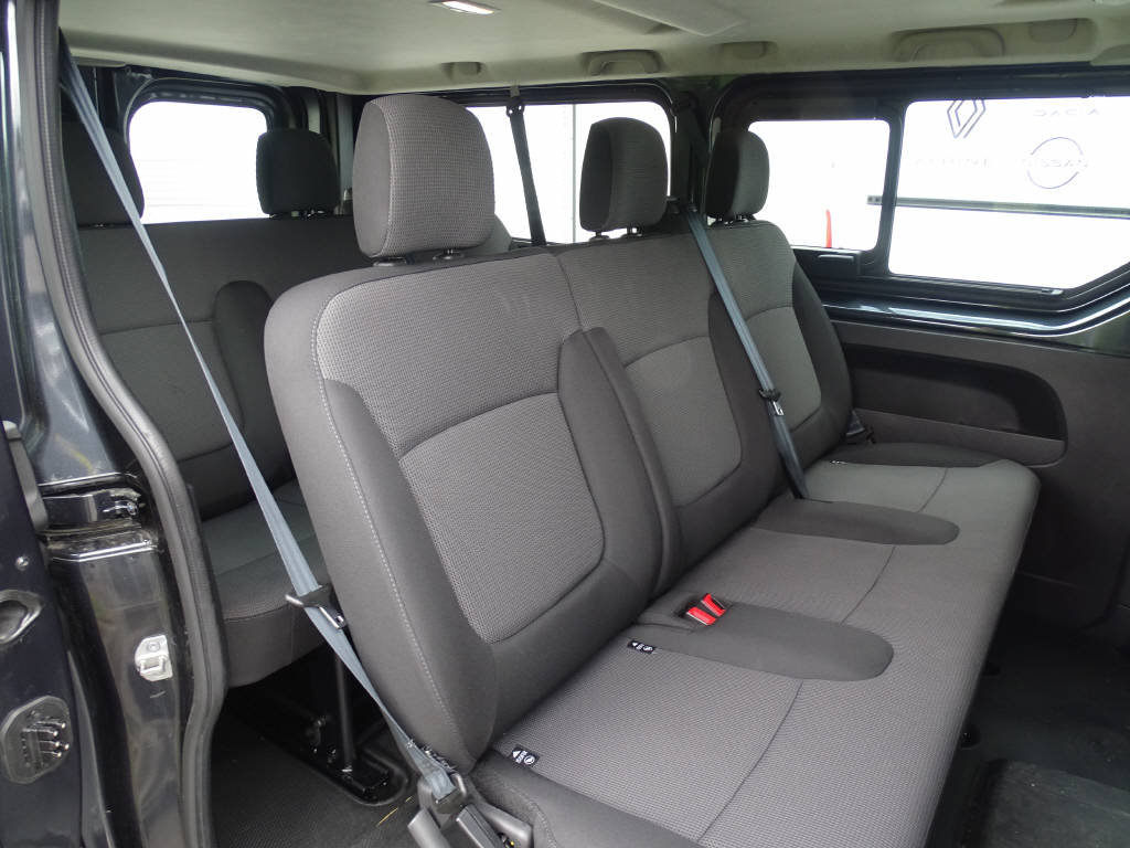 RENAULT Trafic Grand Passenger 2.0 dCi 8 places, Diesel, Occasion / Utilisé, Automatique - 4