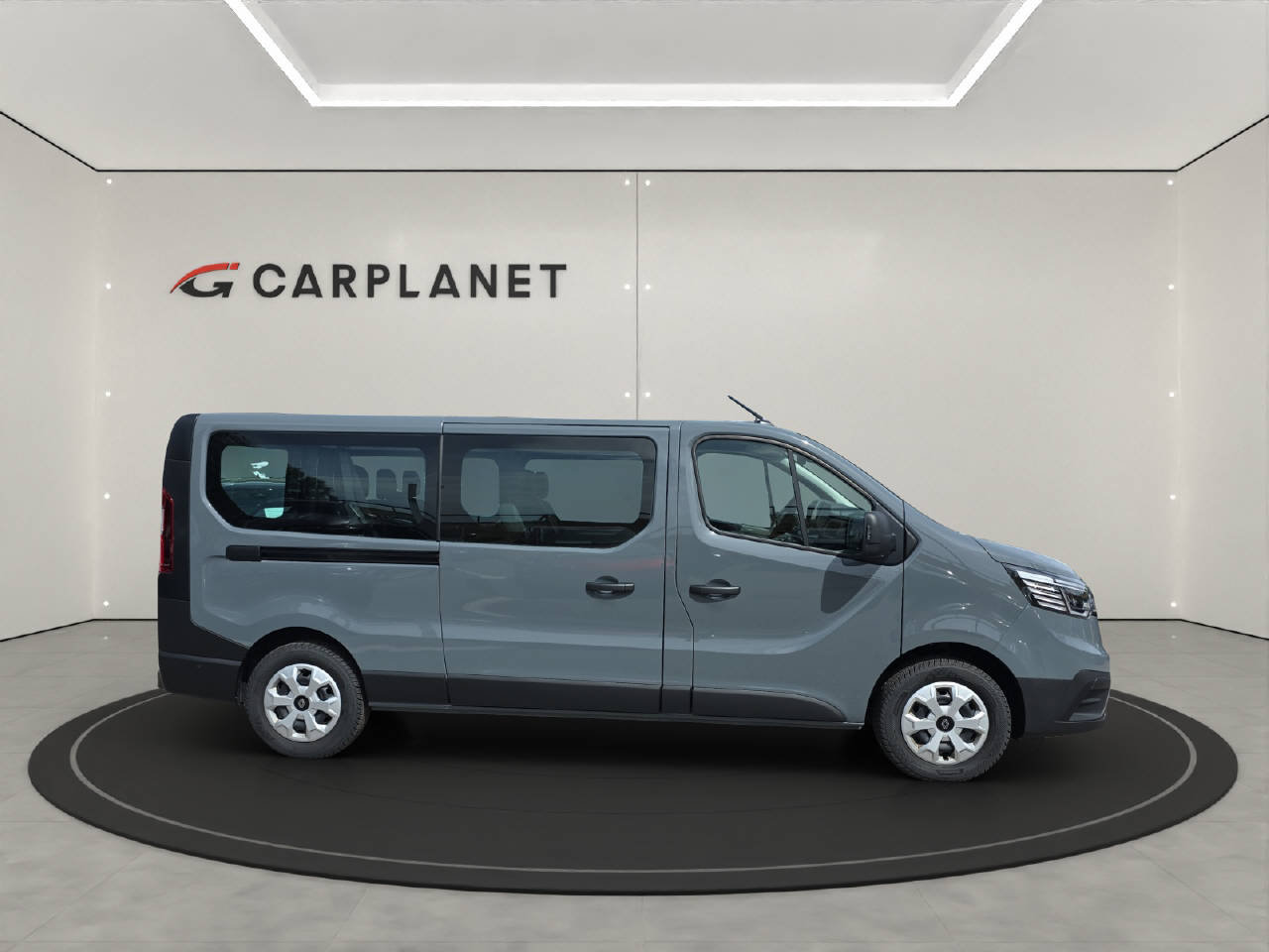 RENAULT Trafic Grand Passenger 2.0 dCi, Diesel, Second hand / Used, Automatic - 7