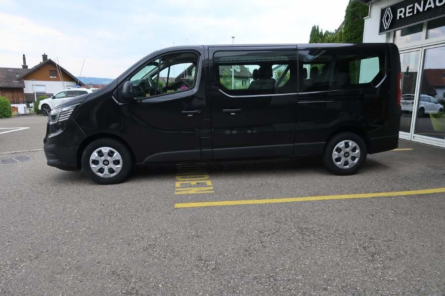 RENAULT Trafic Grand Passenger 2.0 dCi Blue 150 evolution, Diesel, Occasion / Gebraucht, Automatik - 2
