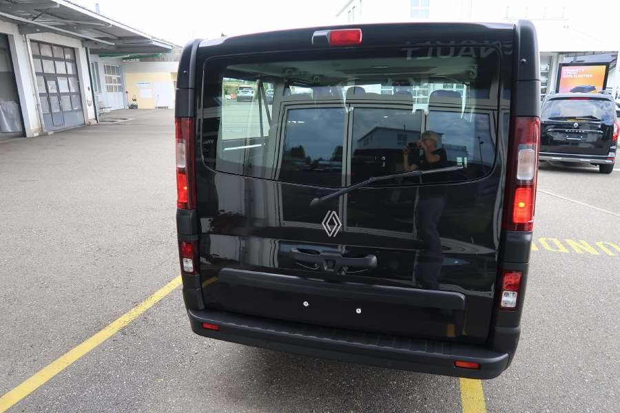RENAULT Trafic Grand Passenger 2.0 dCi Blue 150 evolution, Diesel, Occasion / Gebraucht, Automatik - 4