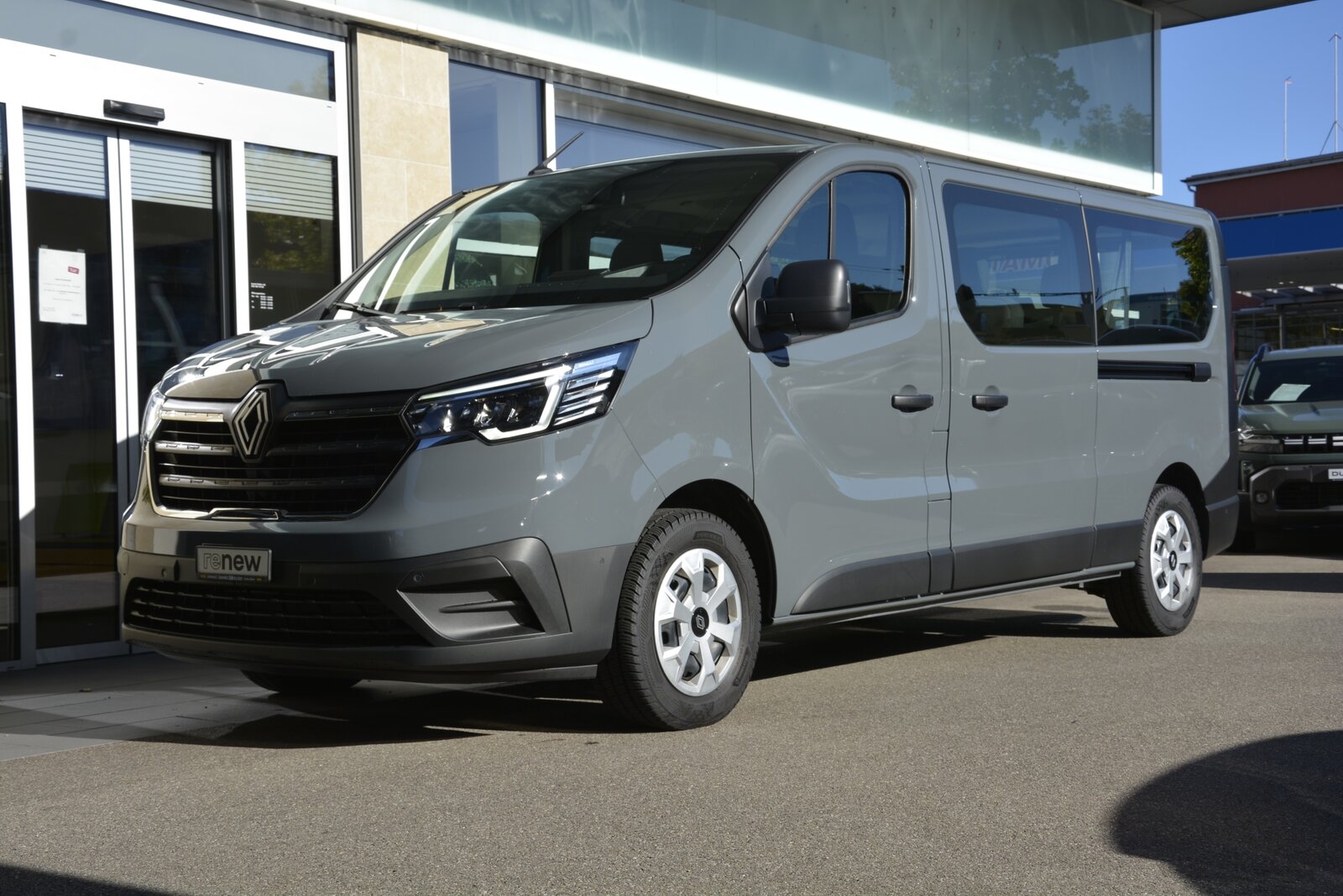 RENAULT Trafic Grand Passenger 2.0 dCi Blue 150 evolution