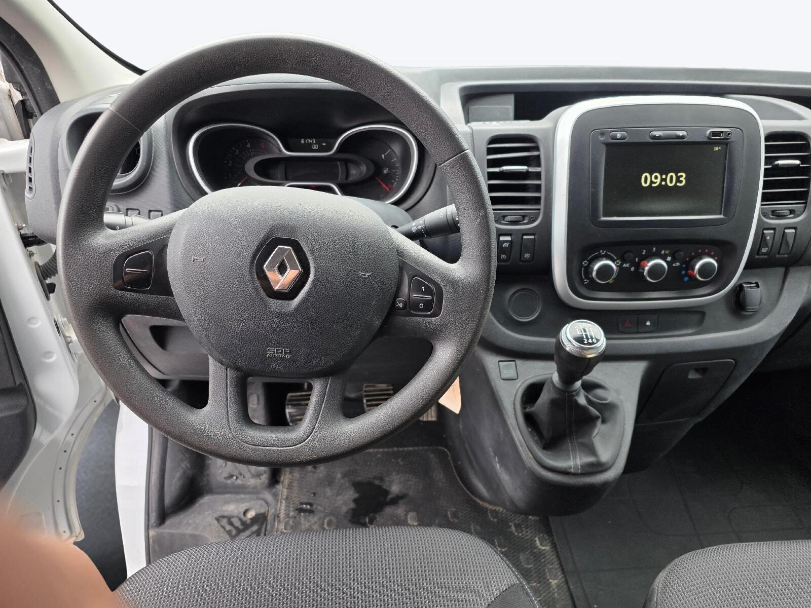 RENAULT Trafic Kaw. 2.8 t L1 H1 2.0 dCi 120 Business, Diesel, Second hand / Used, Manual - 5