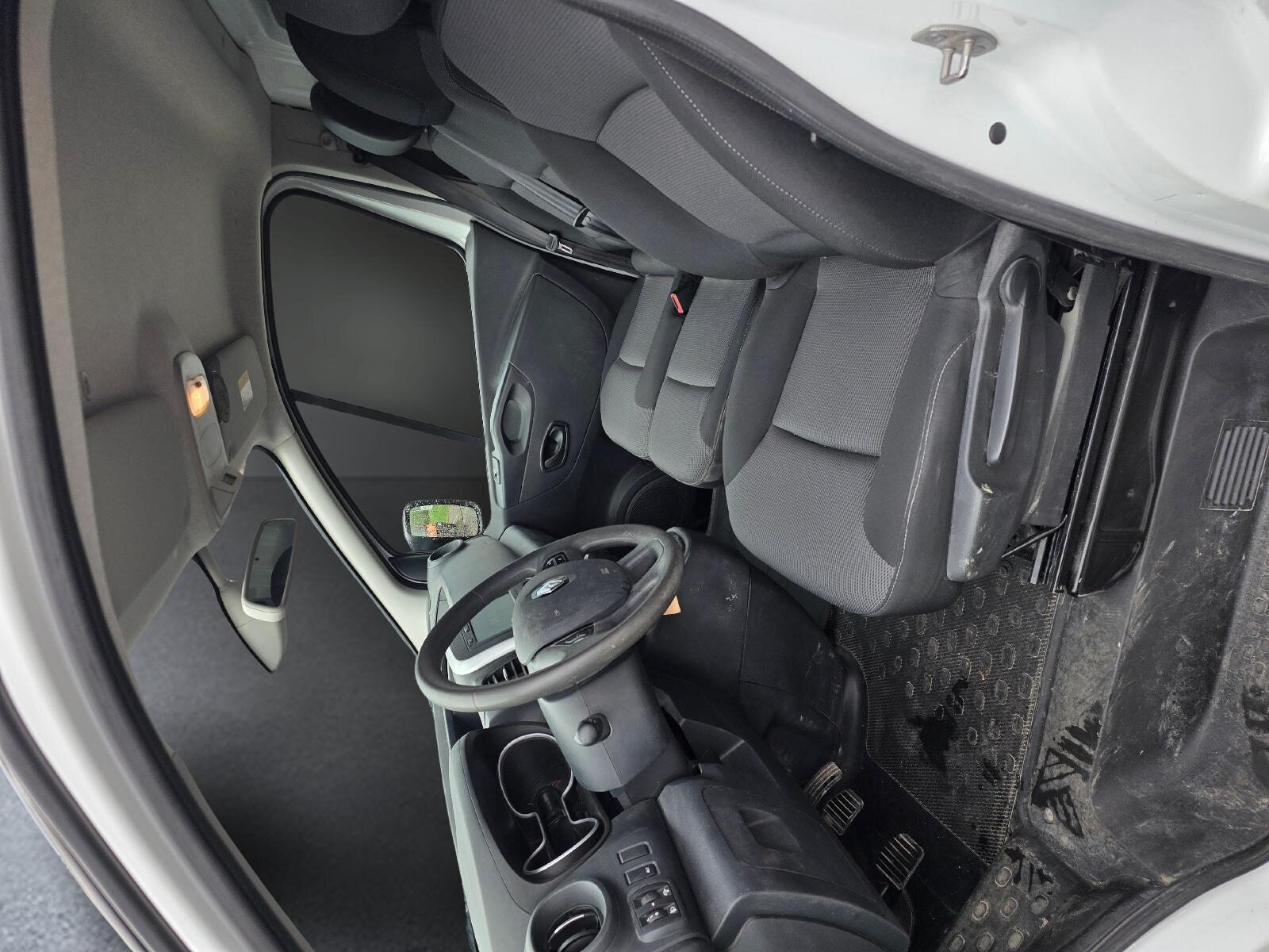 RENAULT Trafic Kaw. 2.8 t L1 H1 2.0 dCi 120 Business, Diesel, Second hand / Used, Manual - 6