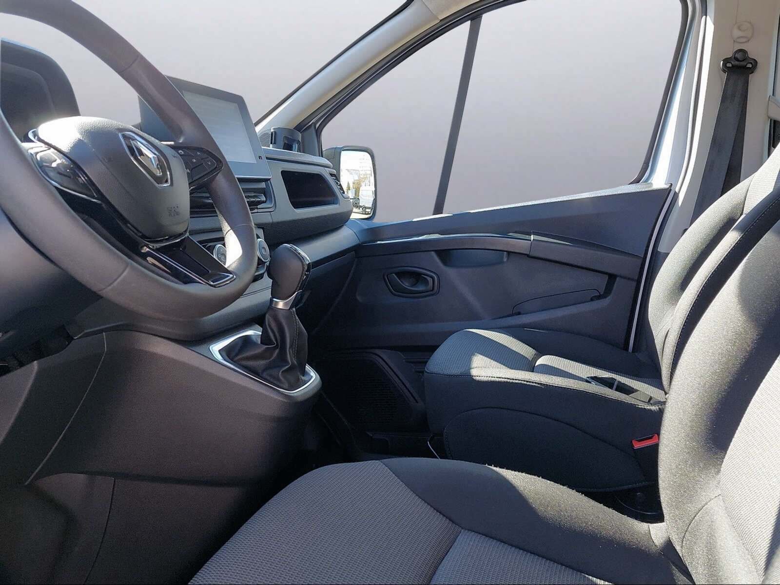 RENAULT Trafic Grand Passenger 2.0 dCi Blue 150 evolution, Diesel, Occasion / Utilisé, Automatique - 5