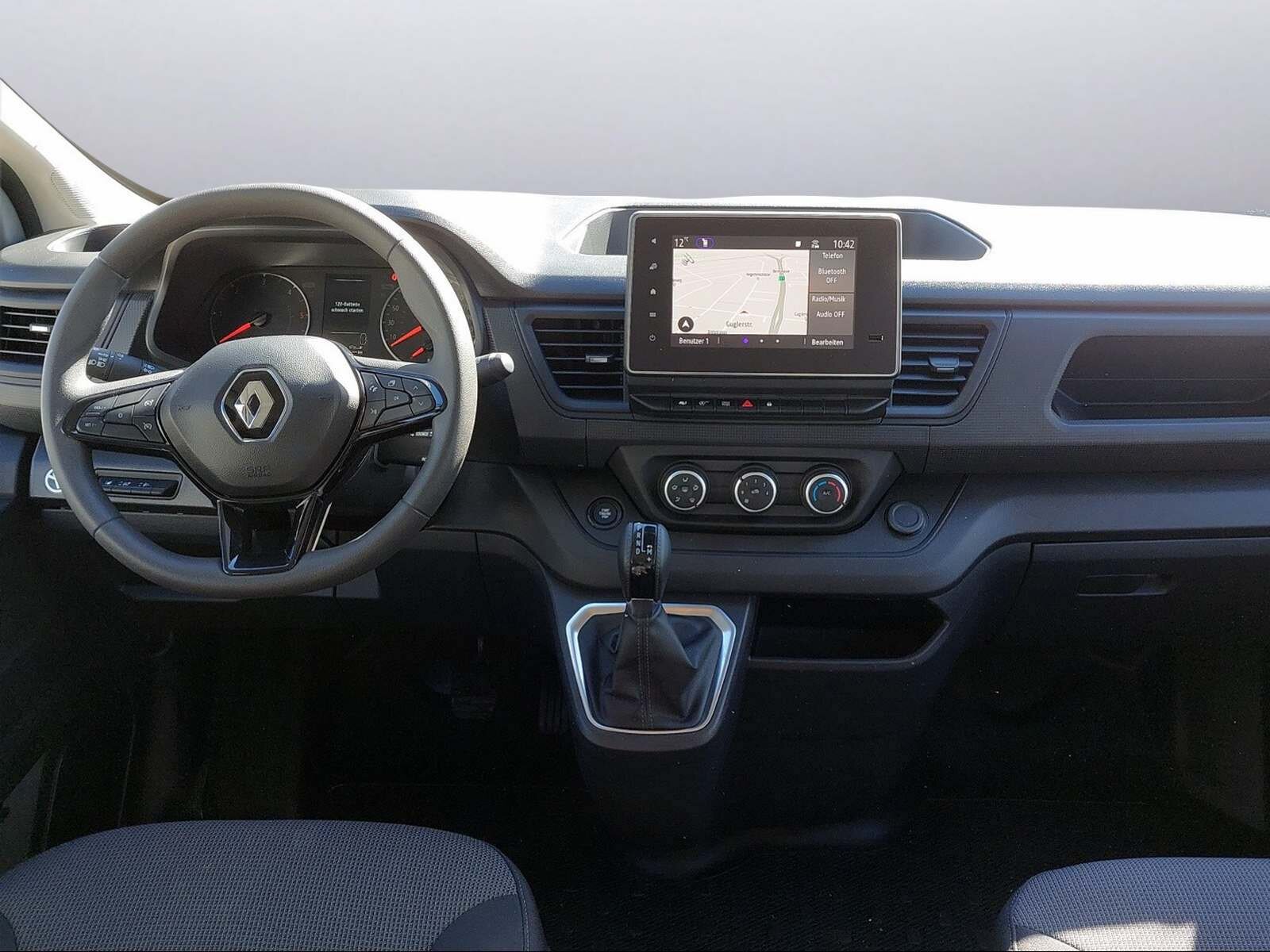 RENAULT Trafic Grand Passenger 2.0 dCi Blue 150 evolution, Diesel, Occasion / Utilisé, Automatique - 6