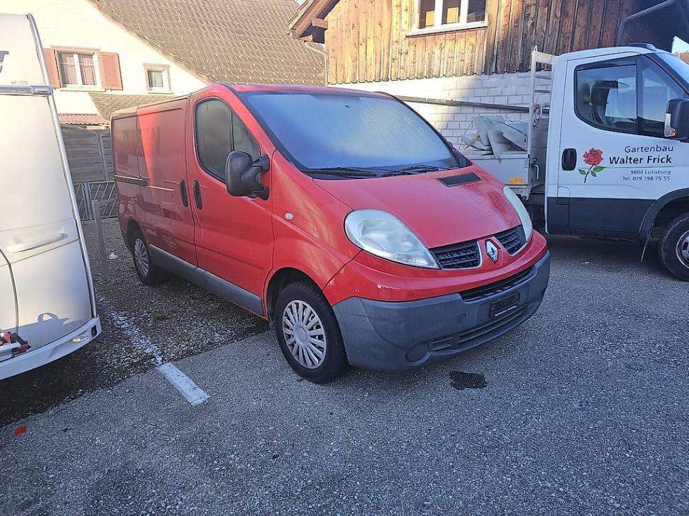 RENAULT Trafic 2.0 dCi 90 Auth.