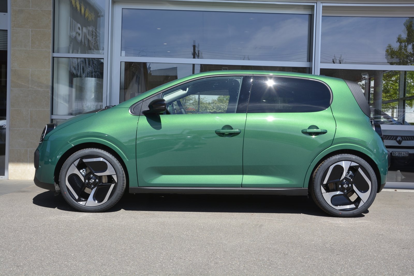 RENAULT TWINGO E-TECH ELECTRIC, Electric, New car, Automatic - 3