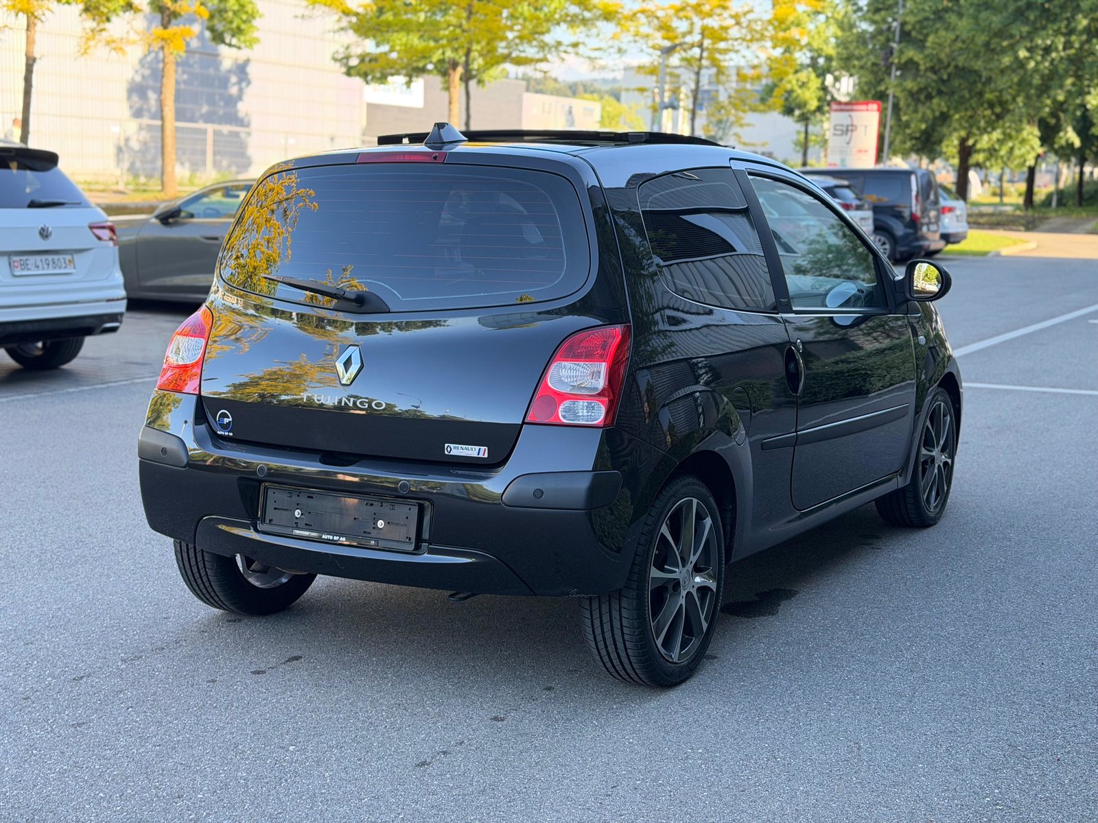 RENAULT Twingo 1.2 16V Initiale Quickshift, Essence, Occasion / Utilisé, Automatique - 5