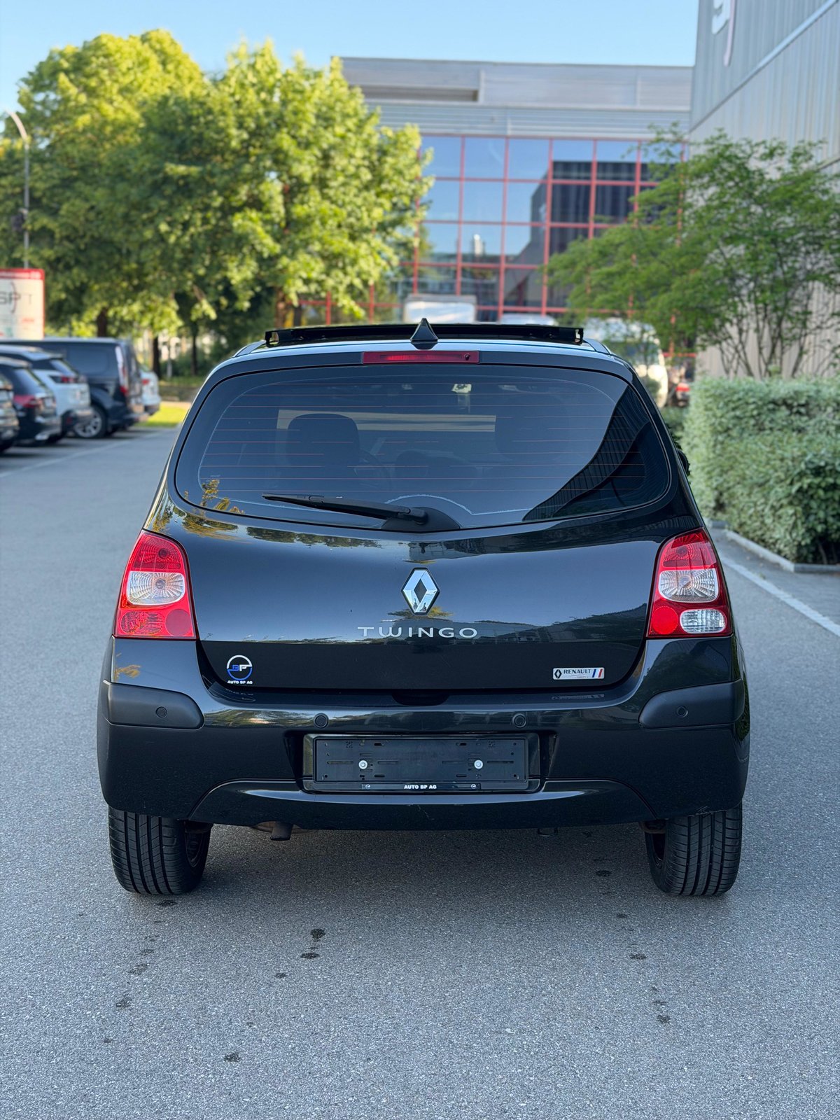 RENAULT Twingo 1.2 16V Initiale Quickshift, Essence, Occasion / Utilisé, Automatique - 6