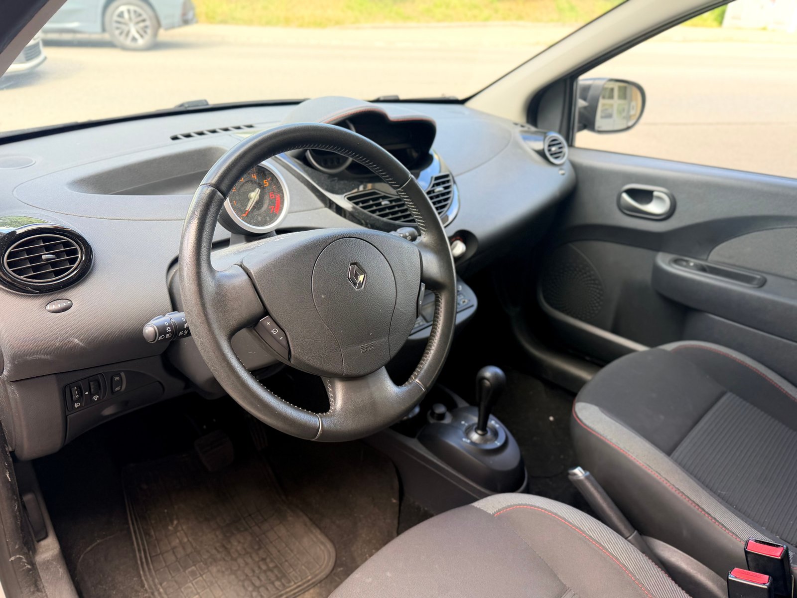 RENAULT Twingo 1.2 16V Dynamique Quickshift, Benzina, Occasioni / Usate, Automatico - 5