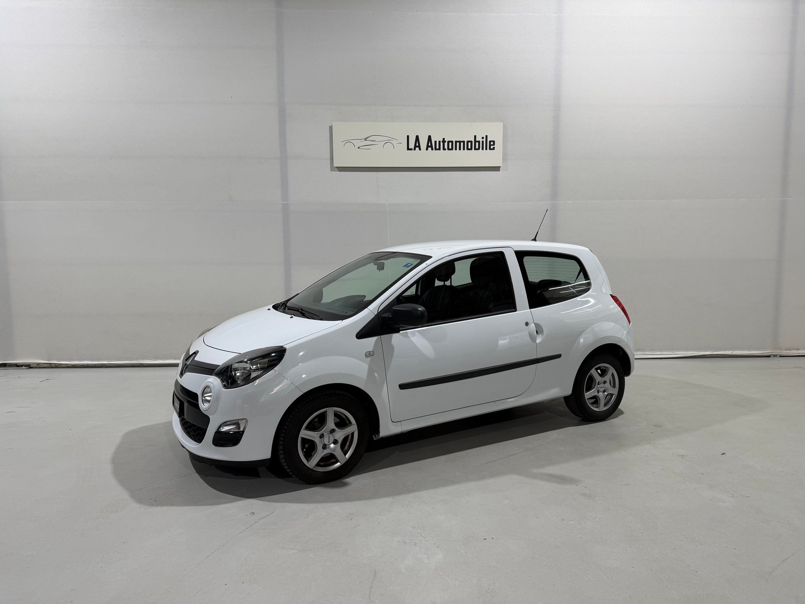 RENAULT Twingo 1.2 16V Expression, Petrol, Second hand / Used, Manual - 2