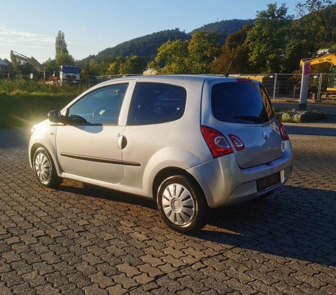 RENAULT Twingo 1.2 16V Dynamique Quickshift, Benzin, Occasion / Gebraucht, Automatik - 5