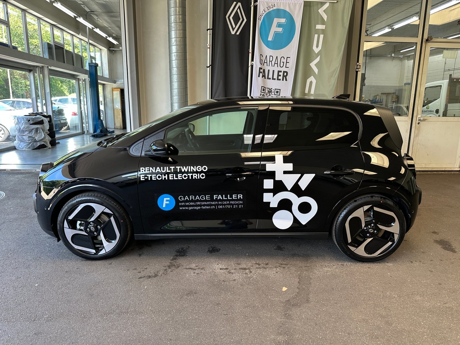 RENAULT TWINGO E-TECH ELECTRIC techno 80PS Urban Range, Électrique, Voiture nouvelle, Automatique - 2