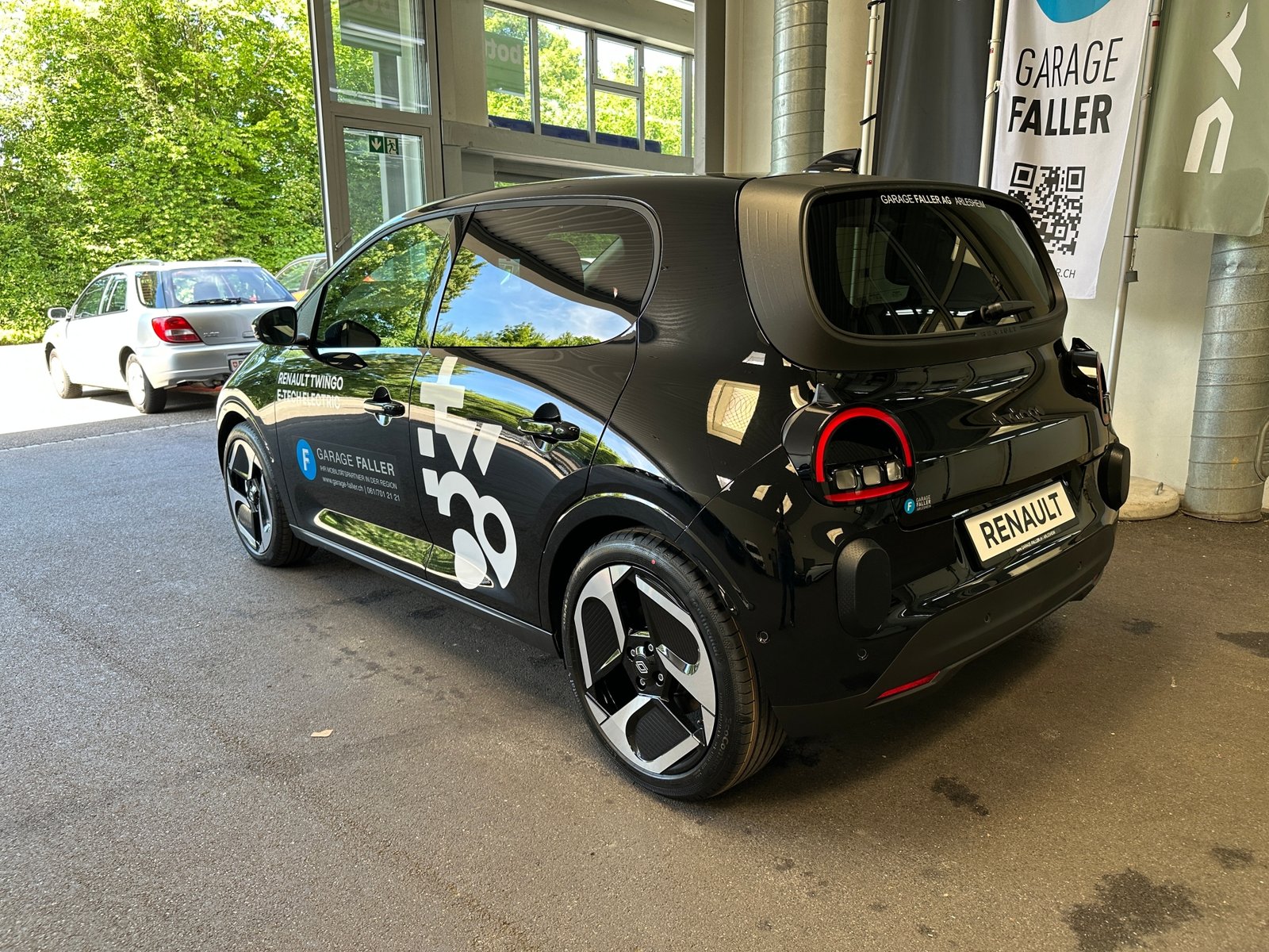 RENAULT TWINGO E-TECH ELECTRIC techno 80PS Urban Range, Électrique, Voiture nouvelle, Automatique - 3